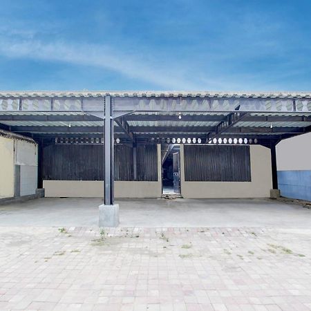 Spot On 93245 Guest House Mulia Dua Syariah Klaten Exterior foto